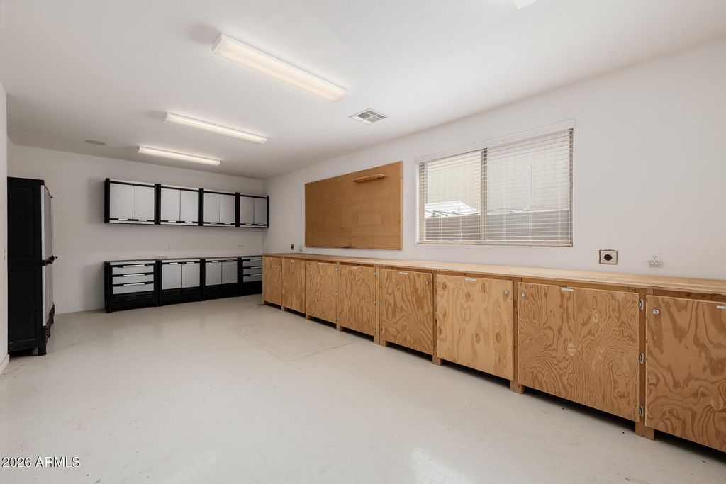 Image 86 of property listing at 10433 W MARIPOSA GRANDE --, Peoria, AZ 85383