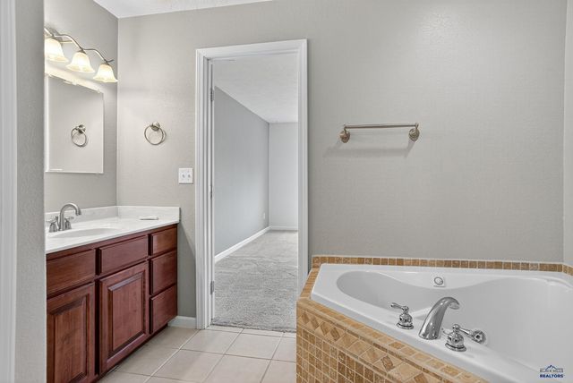 401 KAHLER CT, Rapid City, SD 57701