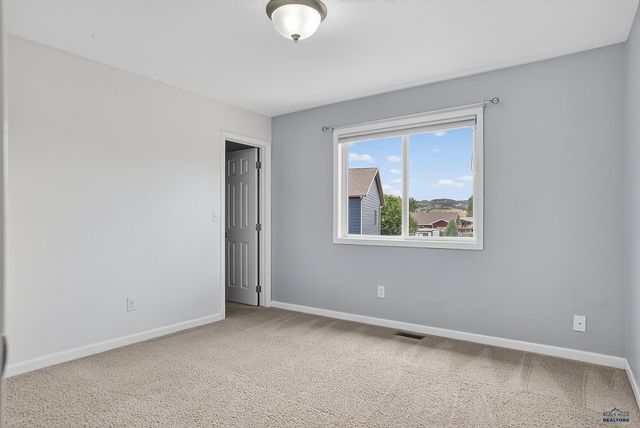 401 KAHLER CT, Rapid City, SD 57701