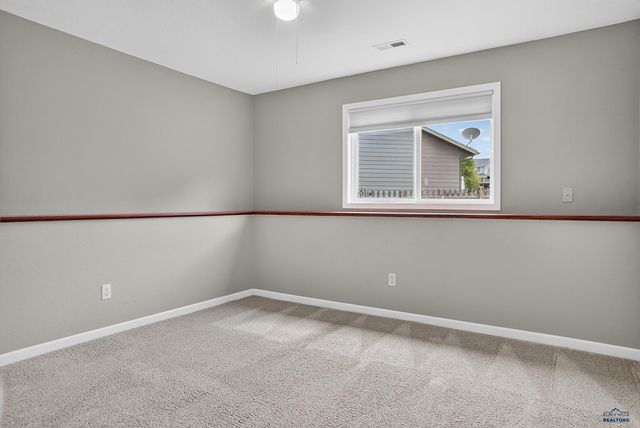 401 KAHLER CT, Rapid City, SD 57701