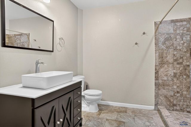 401 KAHLER CT, Rapid City, SD 57701