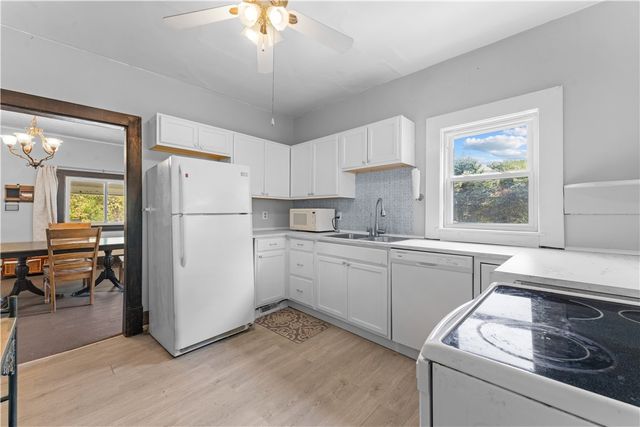 369 Lefever Hill Rd, Indiana Twp, PA 15024