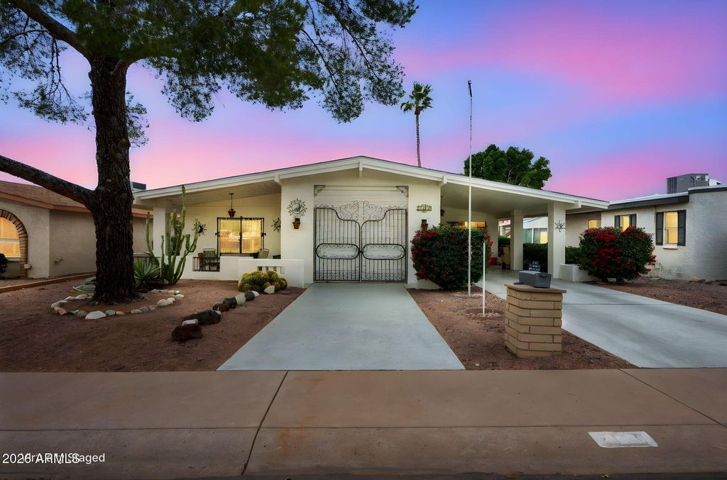2136 N STOCKTON Place, Mesa, AZ 85215