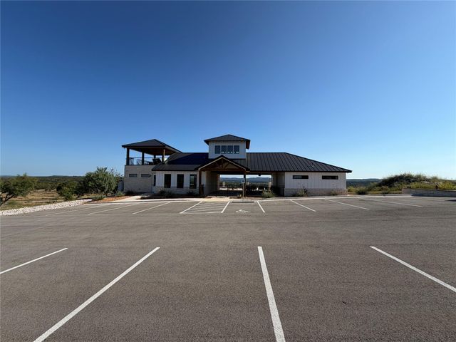 11 Westshore LN, Spicewood, TX 78669