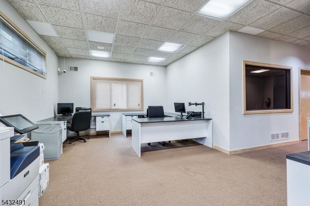 38 N Gaston Ave, Somerville Boro, NJ 08876