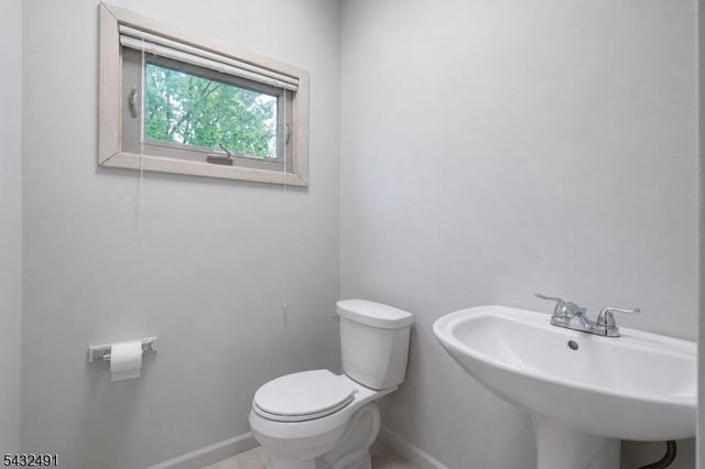 38 N Gaston Ave, Somerville Boro, NJ 08876