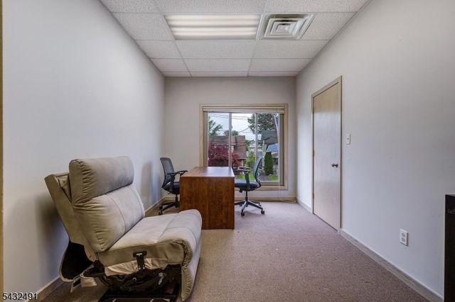 38 N Gaston Ave, Somerville Boro, NJ 08876