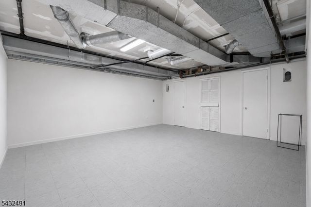 38 N Gaston Ave, Somerville Boro, NJ 08876