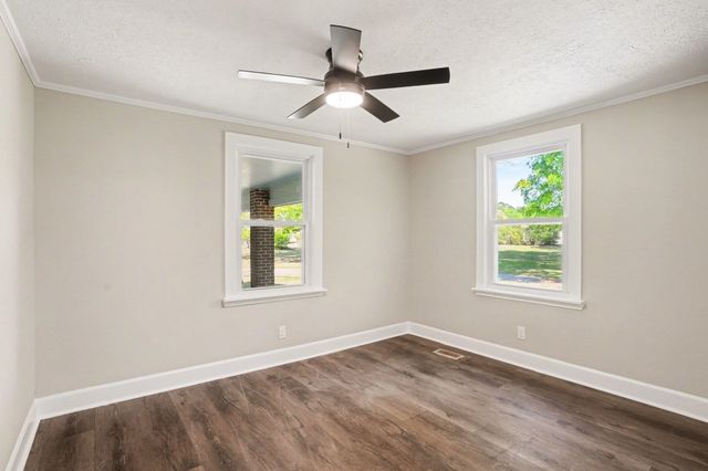 5370 Miracle Ln., Conway, SC 29527