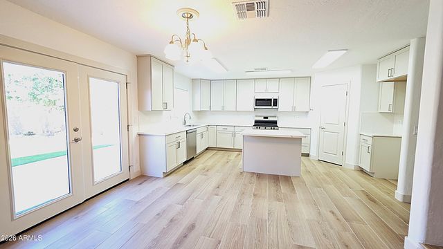 2376 E OLIVINE Road, San Tan Valley, AZ 85143