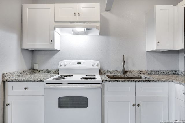 926 King Ave, San Antonio, TX 78211