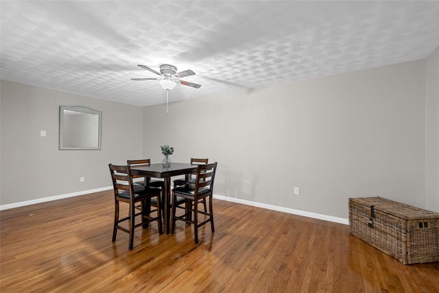 607 E Pine Street, West, TX 76691