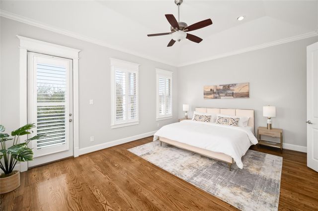 1003 E 25th Street, Houston, TX 77009