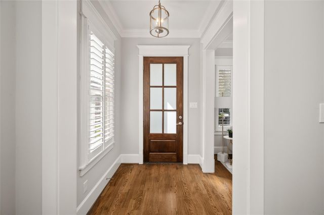 1003 E 25th Street, Houston, TX 77009