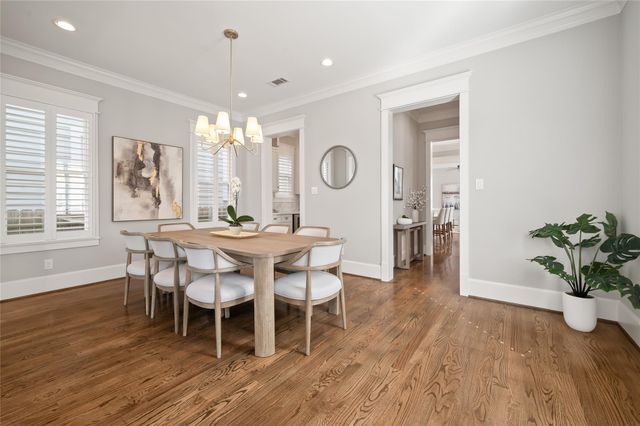 1003 E 25th Street, Houston, TX 77009