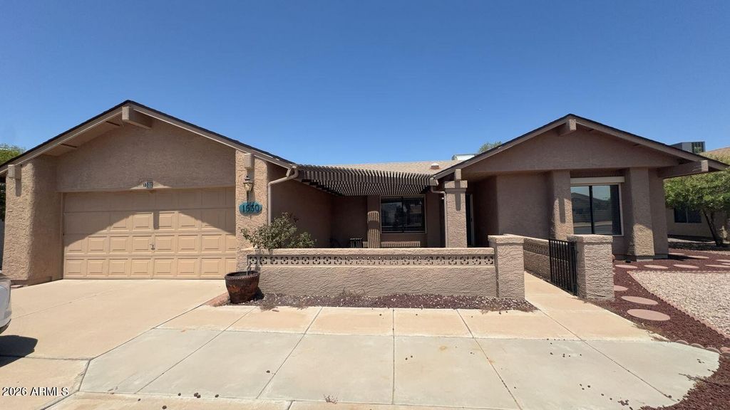 1530 LEISURE WORLD --, Mesa, AZ 85206