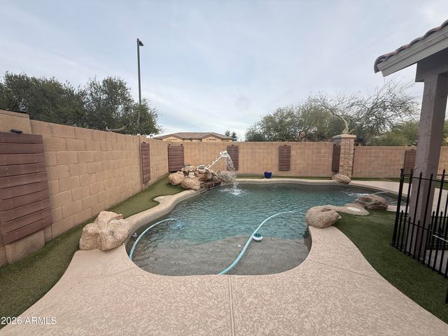 1567 N Tucana Court, Gilbert, AZ 85234