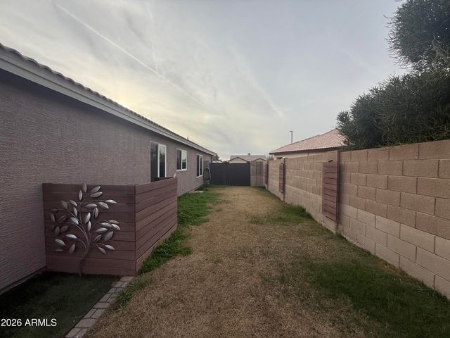1567 N Tucana Court, Gilbert, AZ 85234