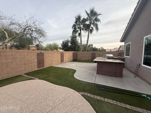 1567 N Tucana Court, Gilbert, AZ 85234