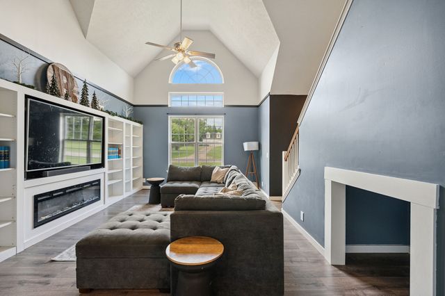 108 Smotherman Ct, Murfreesboro, TN 37129