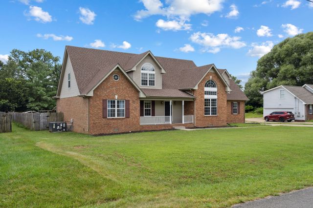 108 Smotherman Ct, Murfreesboro, TN 37129