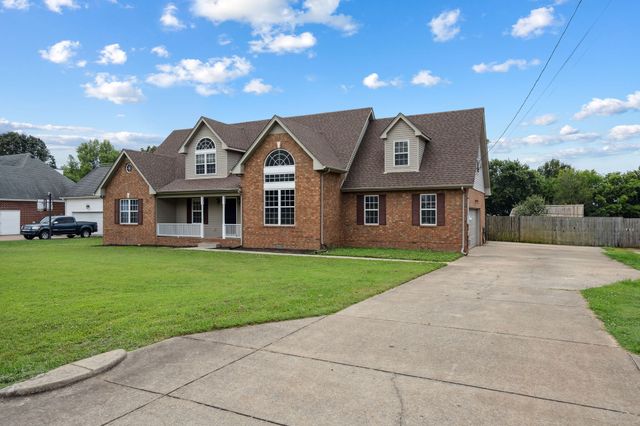 108 Smotherman Ct, Murfreesboro, TN 37129