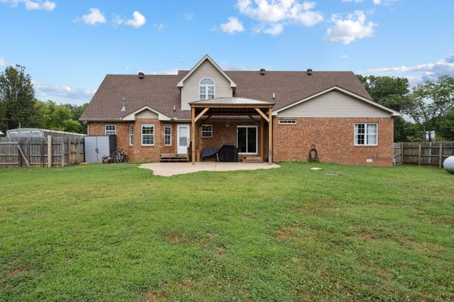 108 Smotherman Ct, Murfreesboro, TN 37129