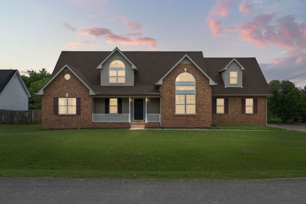 108 Smotherman Ct, Murfreesboro, TN 37129