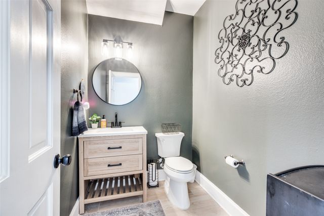 2706 Brookside Lane, Mckinney, TX 75072