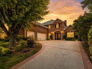 2706 Brookside Lane, Mckinney, TX 75072