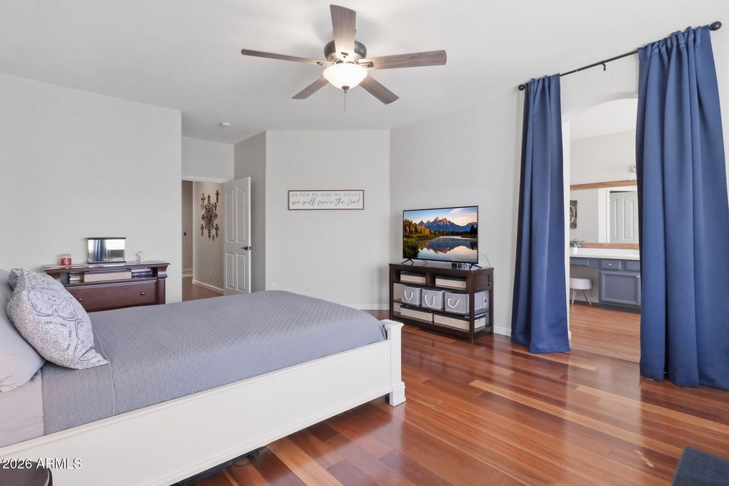 Image 32 of property listing at 12833 W FLOWER Street, Avondale, AZ 85392