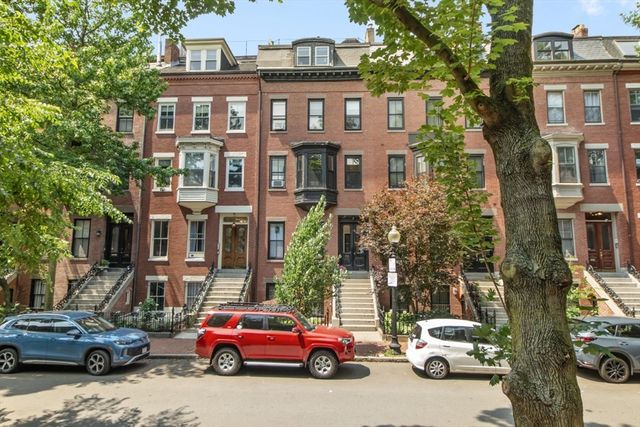 202 W Springfield St 4, Boston, MA 02118