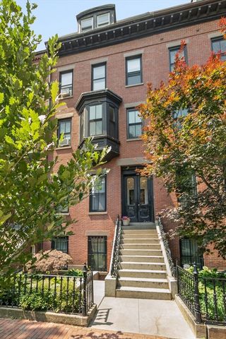202 W Springfield St 4, Boston, MA 02118