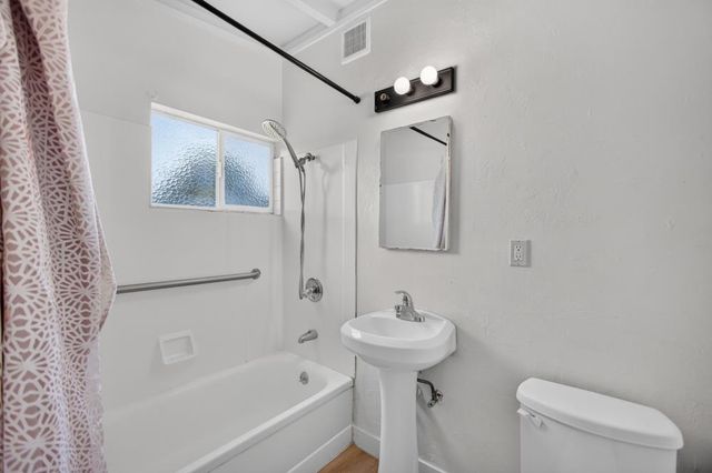 928 Anna St, West Sacramento, CA 95605