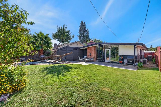928 Anna St, West Sacramento, CA 95605
