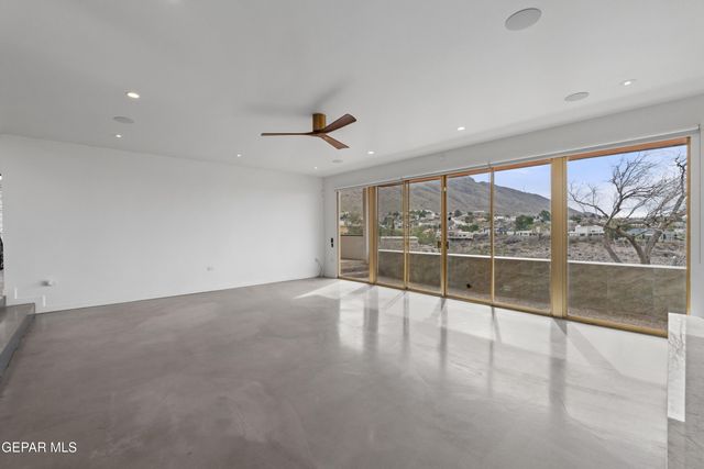 808 WINGFOOTE Road, El Paso, TX 79912