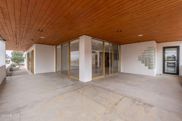 808 WINGFOOTE Road, El Paso, TX 79912