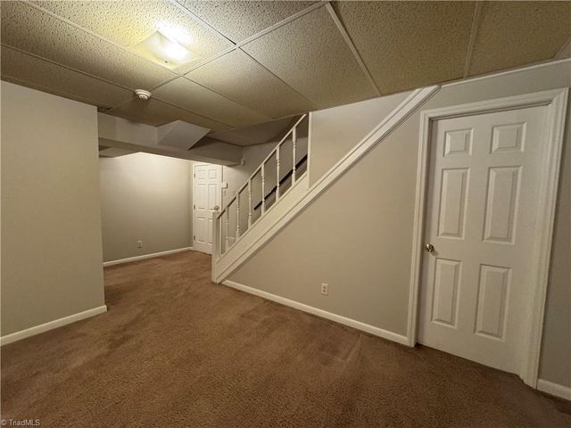 910 Forestglen Drive, Winston-salem, NC 27103