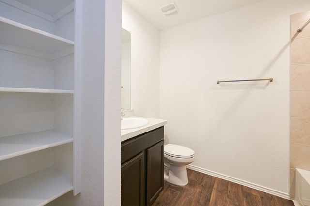 16877 Short Pines Drive, Conroe, TX 77302