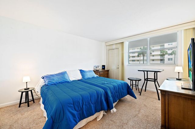 1050 Hillsboro Mile Unit 203w, Hillsboro Beach, FL 33062