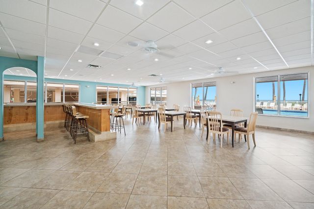 1050 Hillsboro Mile Unit 203w, Hillsboro Beach, FL 33062