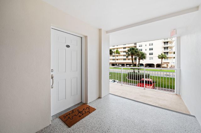 1050 Hillsboro Mile Unit 203w, Hillsboro Beach, FL 33062