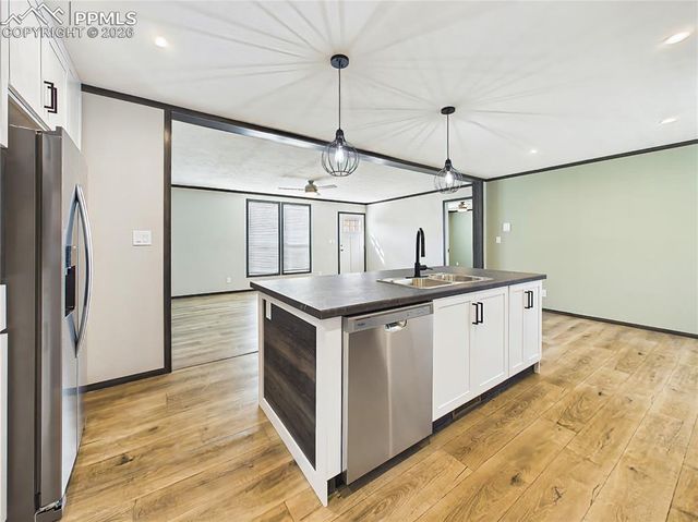 273 E Don Drive, Pueblo, CO 81007