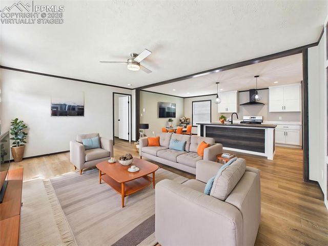 273 E Don Drive, Pueblo, CO 81007