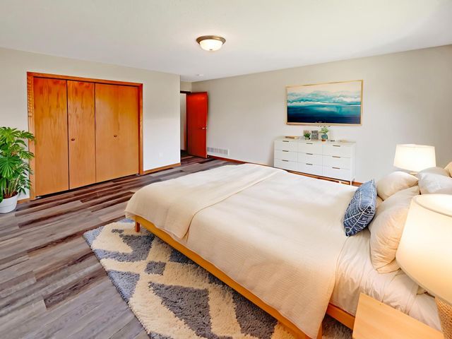 137 Pheasant Ridge Drive, Montrose, MN 55363