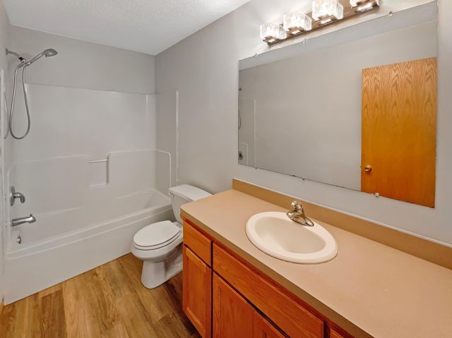 137 Pheasant Ridge Drive, Montrose, MN 55363