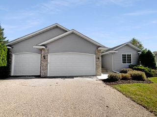 137 Pheasant Ridge Drive, Montrose, MN 55363
