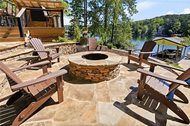 145 Broadwater Court, Waleska, GA 30183
