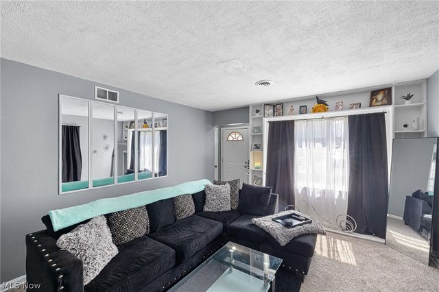 1020 W 19th Street, Lorain, OH 44052