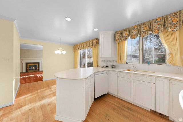 5334 S COTTONWOOD CLUB CIR, Holladay, UT 84117